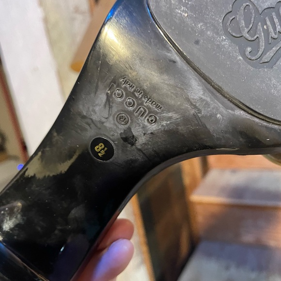 Gucci size 8 1/2 black high heels lightly used - Picture 3 of 6